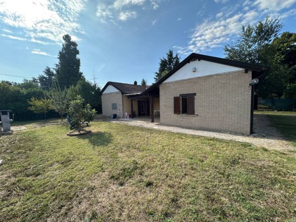 casa indipendente in vendita a Rivergaro