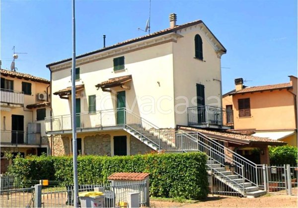 appartamento in vendita a Rivergaro in zona Niviano