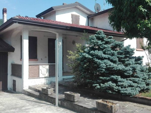 casa indipendente in vendita a Rivergaro
