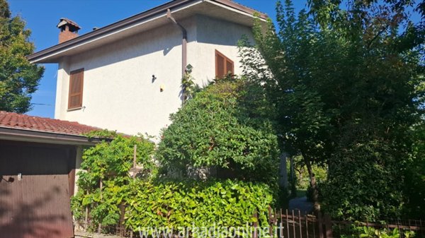casa indipendente in vendita a Rivergaro