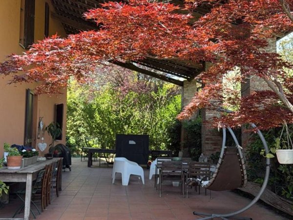 casale in vendita a Rivergaro in zona Pieve Dugliara