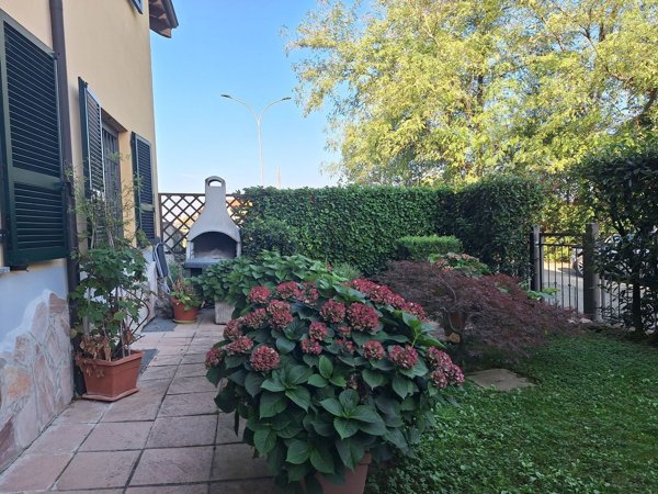 appartamento in vendita a Rivergaro in zona Niviano