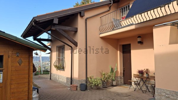 casa indipendente in vendita a Rivergaro