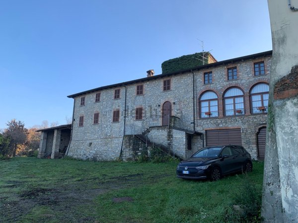 quadrivano in vendita a Rivergaro