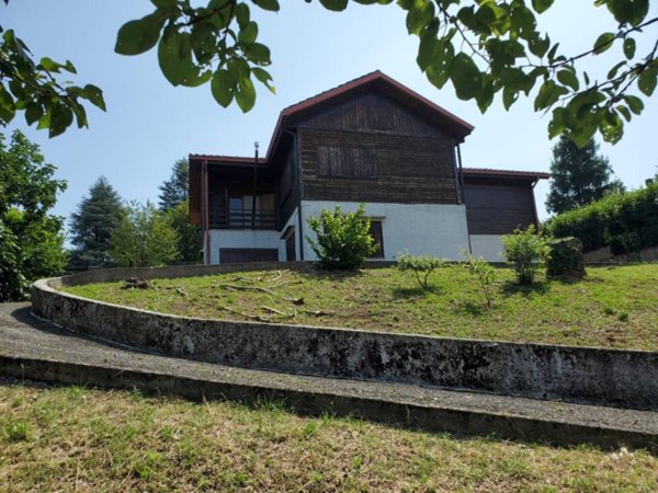 casa indipendente in vendita a Rivergaro