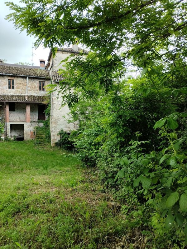 casa indipendente in vendita a Rivergaro