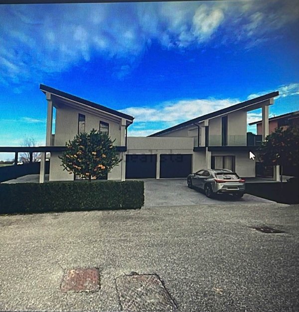 casa indipendente in vendita a Rivergaro in zona Suzzano