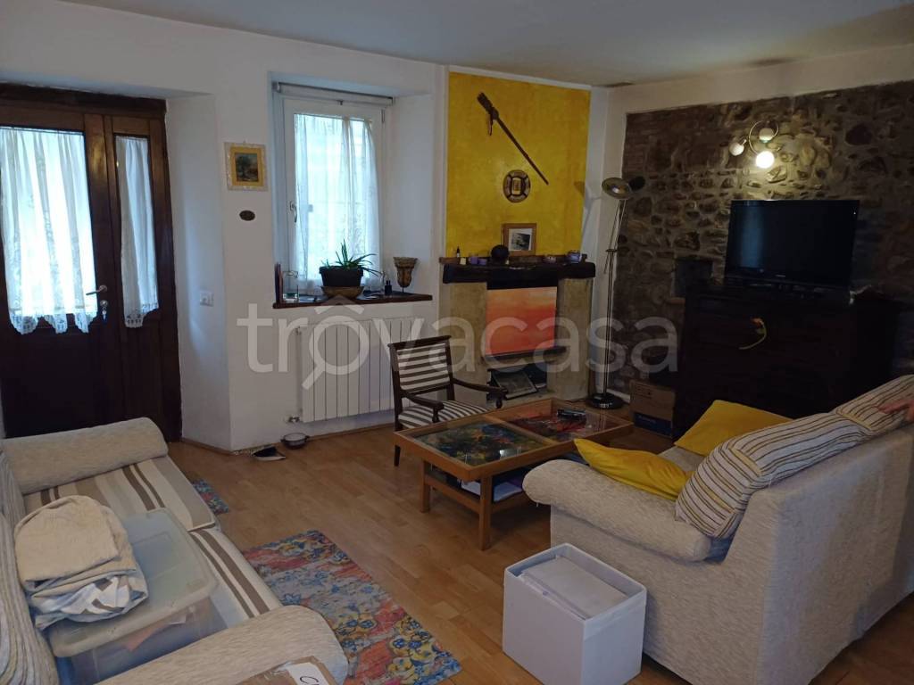 casa indipendente in vendita a Rivergaro in zona Roveleto Landi