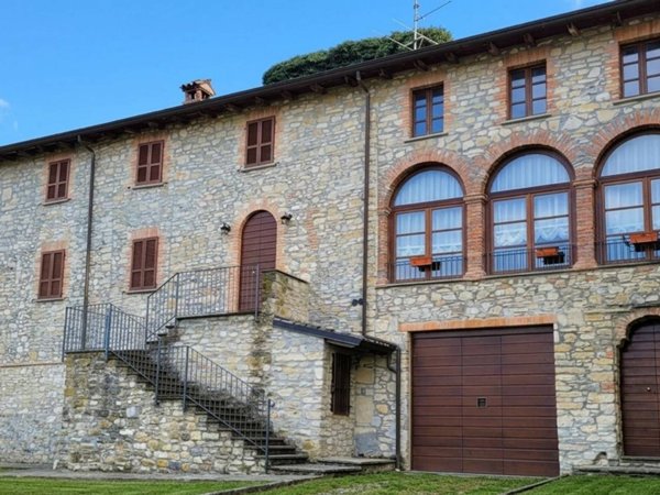 negozio in vendita a Rivergaro