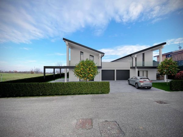 casa indipendente in vendita a Rivergaro in zona Suzzano