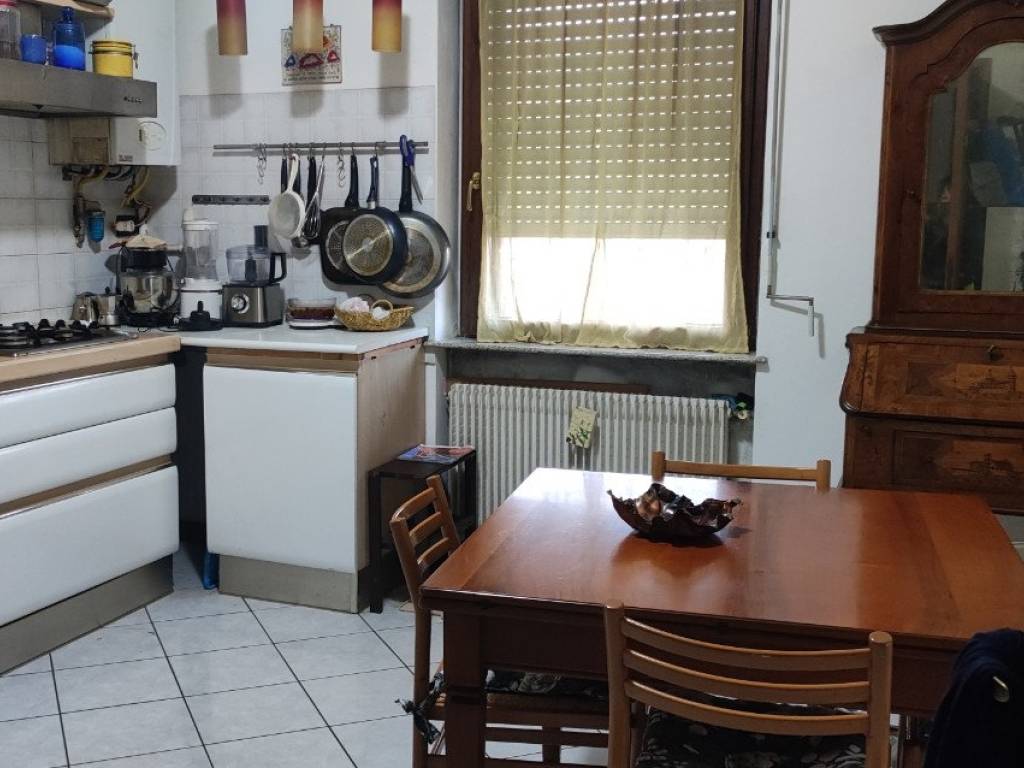 appartamento in vendita a Rivergaro in zona Niviano