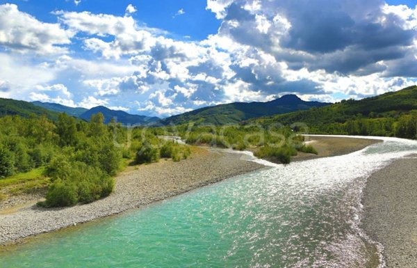 casa indipendente in vendita a Rivergaro in zona Niviano
