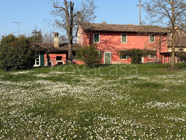 casa indipendente in vendita a Rivergaro
