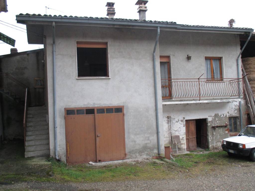 casa indipendente in vendita a Rivergaro