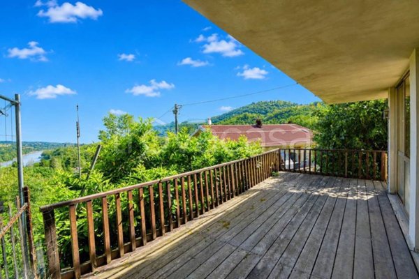 casa indipendente in vendita a Rivergaro