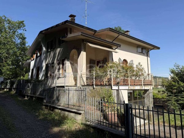 casa indipendente in vendita a Rivergaro in zona Roveleto Landi