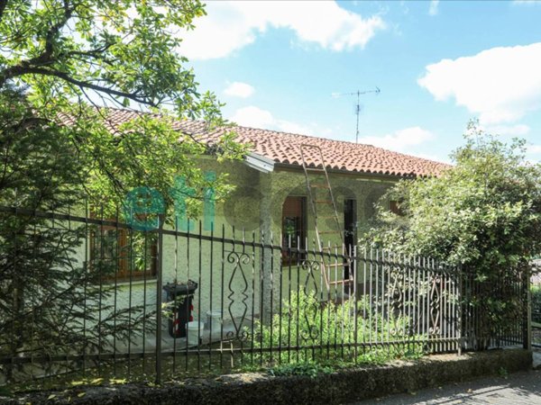 casa indipendente in vendita a Rivergaro
