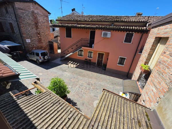appartamento in vendita a Rivergaro in zona Niviano