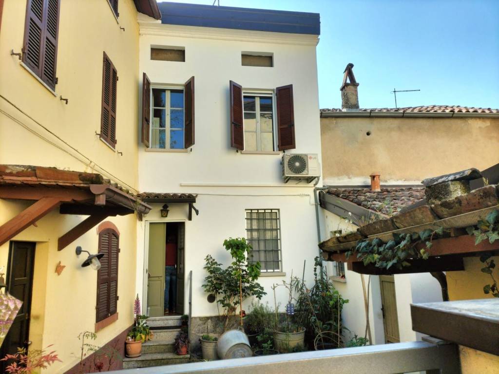 casa indipendente in vendita a Rivergaro in zona Roveleto Landi
