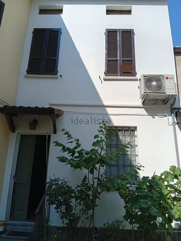 casa indipendente in vendita a Rivergaro in zona Pieve Dugliara