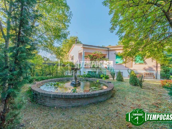 casa indipendente in vendita a Rivergaro in zona Pieve Dugliara