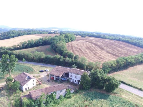 casa indipendente in vendita a Rivergaro in zona Roveleto Landi