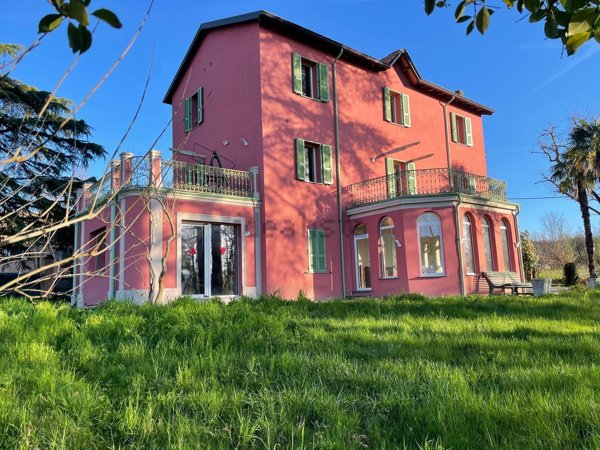 casale in vendita a Rivergaro