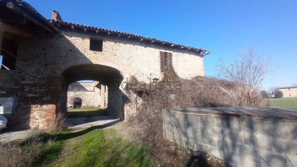 negozio in vendita a Rottofreno