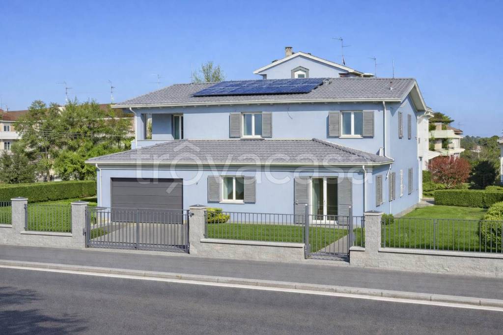 casa indipendente in vendita a Rottofreno