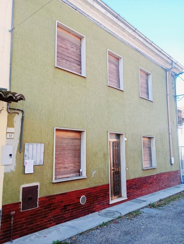 casa indipendente in vendita a Rottofreno in zona Sant'Imento