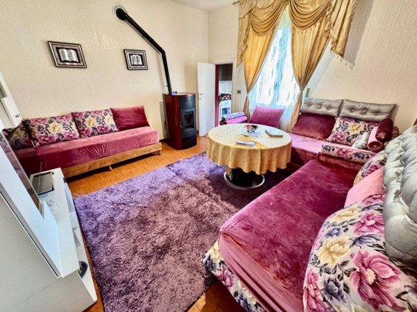 casa indipendente in vendita a Rottofreno