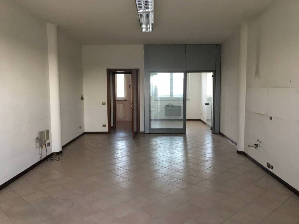 ufficio in vendita a Rottofreno in zona San Nicolò a Trebbia