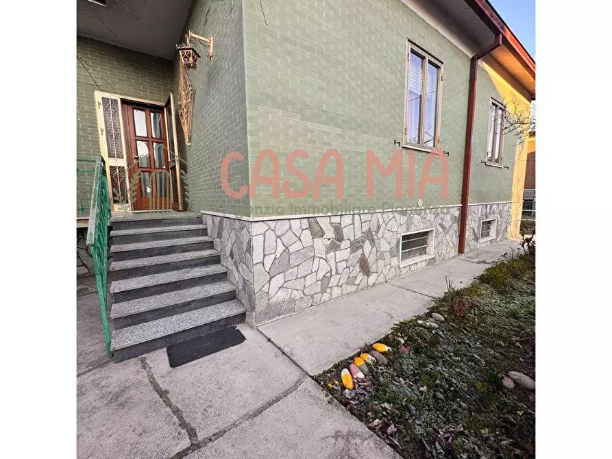 casa indipendente in vendita a Rottofreno