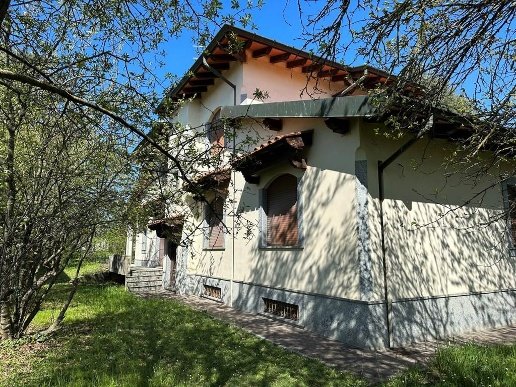 casa indipendente in vendita a Rottofreno