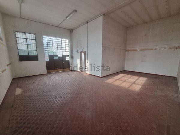 ufficio in vendita a Rottofreno