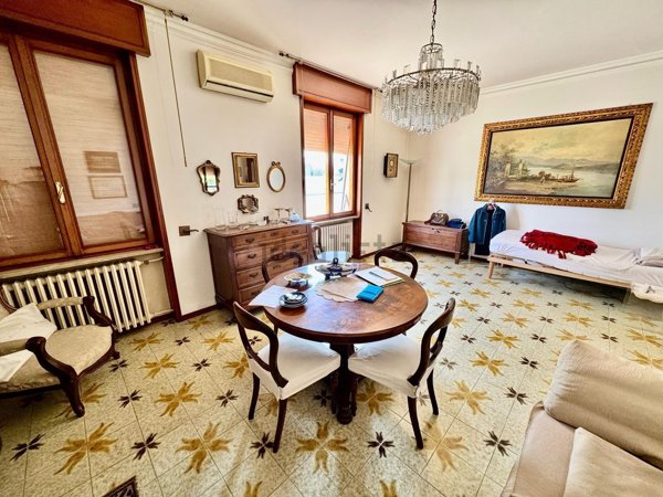 casa indipendente in vendita a Rottofreno