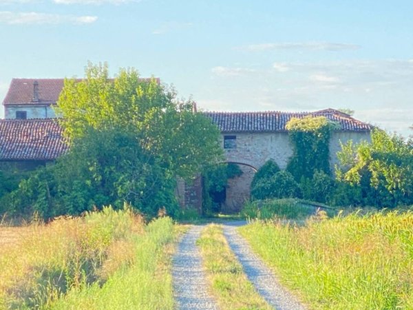 casa indipendente in vendita a Rottofreno