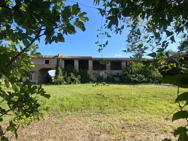 casa indipendente in vendita a Rottofreno