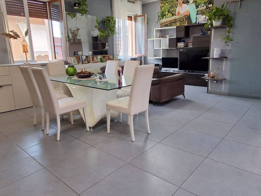 casa indipendente in vendita a Rottofreno