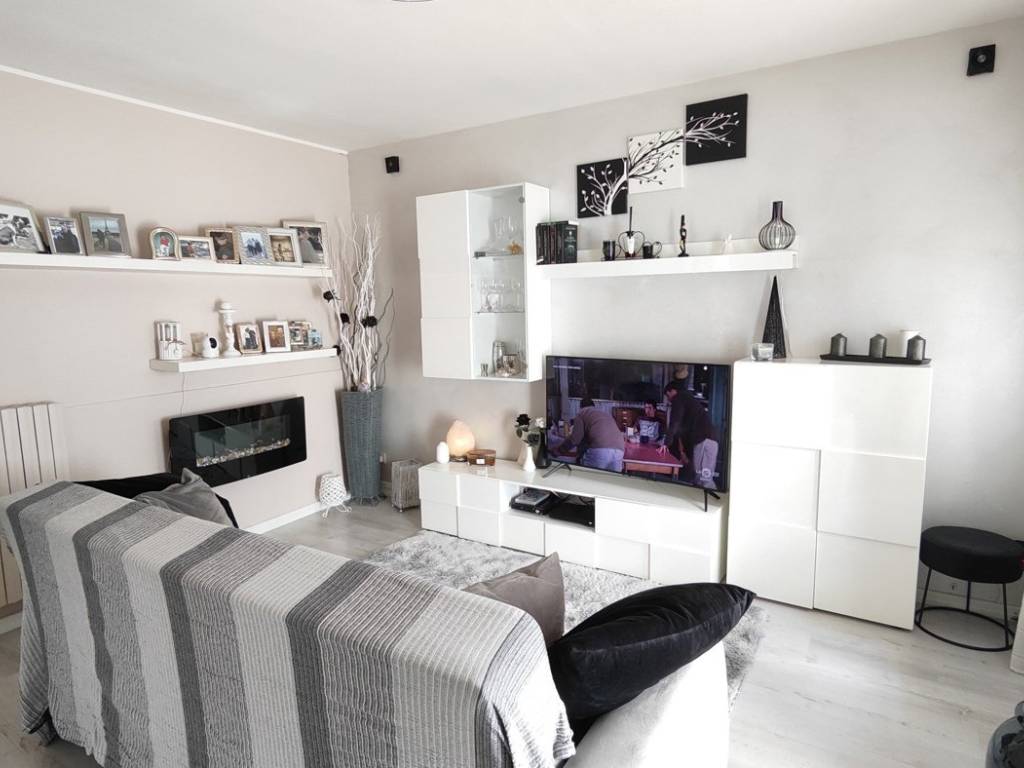 casa indipendente in vendita a Rottofreno