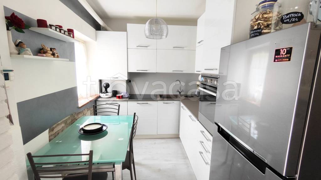 casa indipendente in vendita a Rottofreno