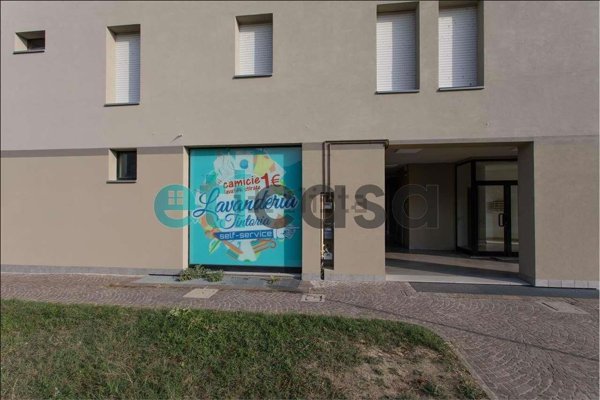 negozio in vendita a Rottofreno