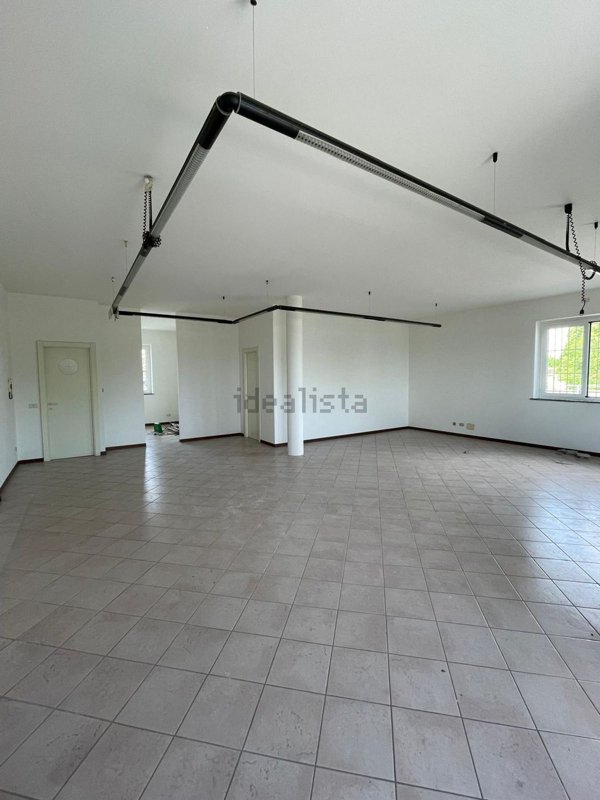 ufficio in vendita a Rottofreno in zona San Nicolò a Trebbia