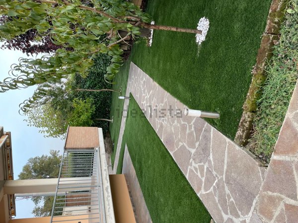 casa indipendente in vendita a Rottofreno