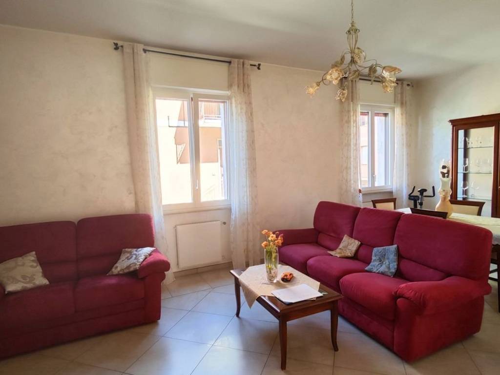 casa indipendente in vendita a Rottofreno