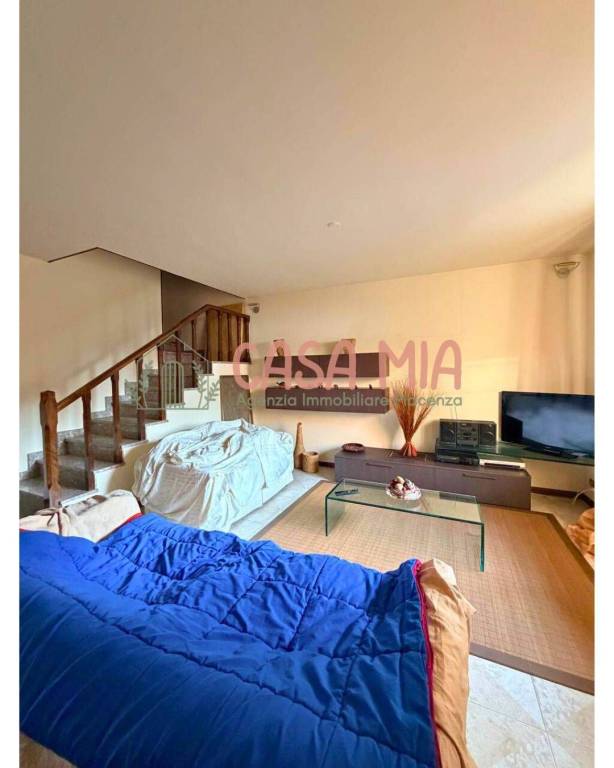 casa indipendente in vendita a Rottofreno