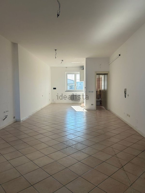 ufficio in vendita a Rottofreno