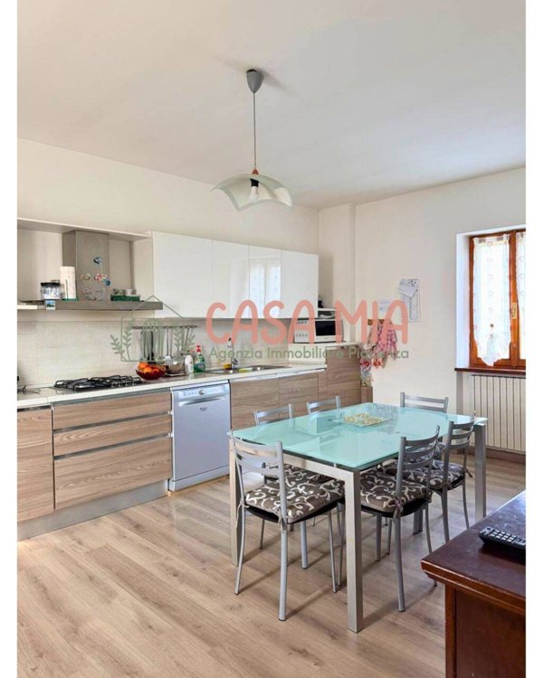 casa indipendente in vendita a Rottofreno