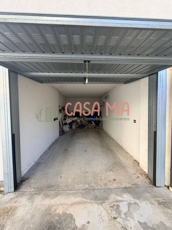 ufficio in vendita a Rottofreno