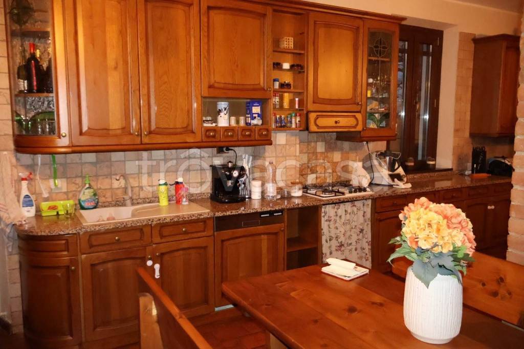 casa indipendente in vendita a Rottofreno